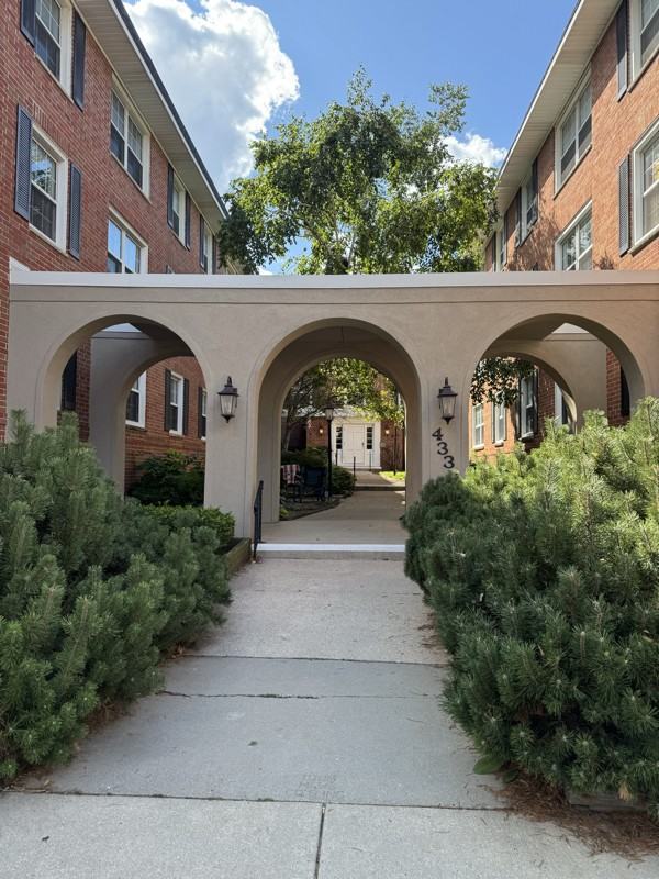 4333 N Oakland Ave #116 - Photo 2 of 19