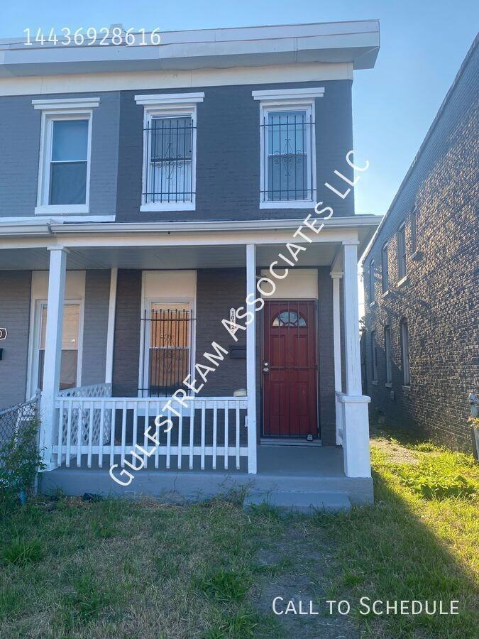1012 N Warwick Ave - Photo 3 of 11