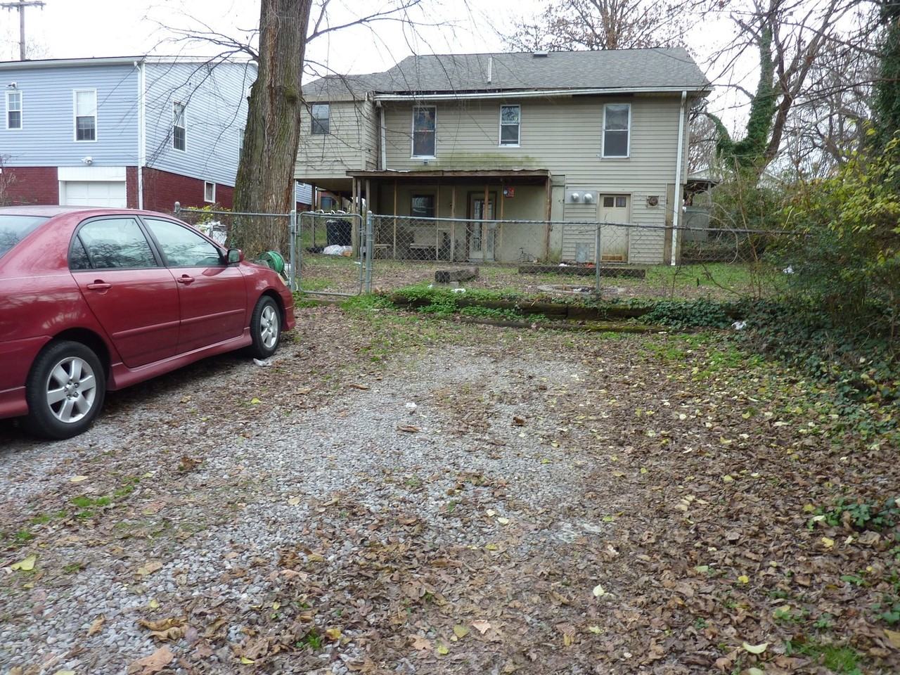 2305 Highland Ave #6 - Photo 2 of 9