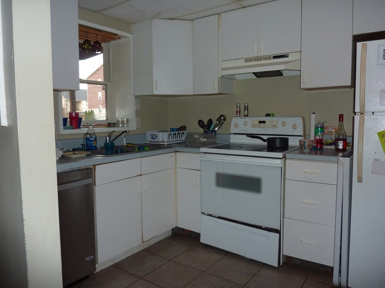 2305 Highland Ave #6 - Photo 3 of 9