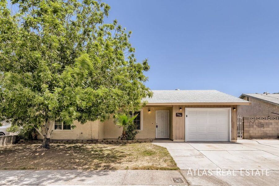 5370 Bridgette Way - Photo 2 of 17