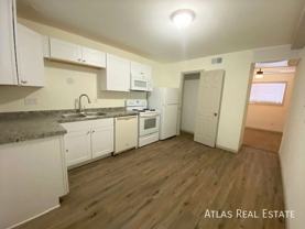2107 Preuss Rd #B - Photo 1 of 1