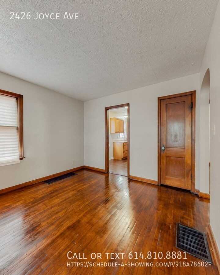 2426 Joyce Ave - Photo 2 of 26