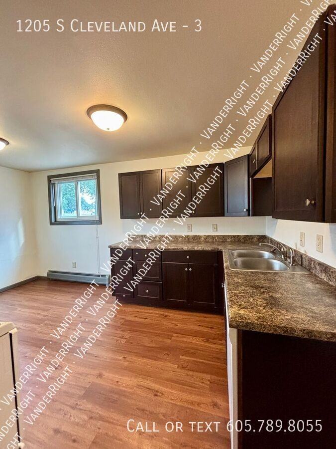 1205 South Cleveland Avenue #3 - Photo 6 of 12