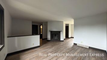 featured image of 932 S Cleveland Ave