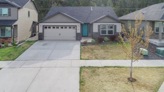 1423 N Rogue River St - Photo 1 of 1