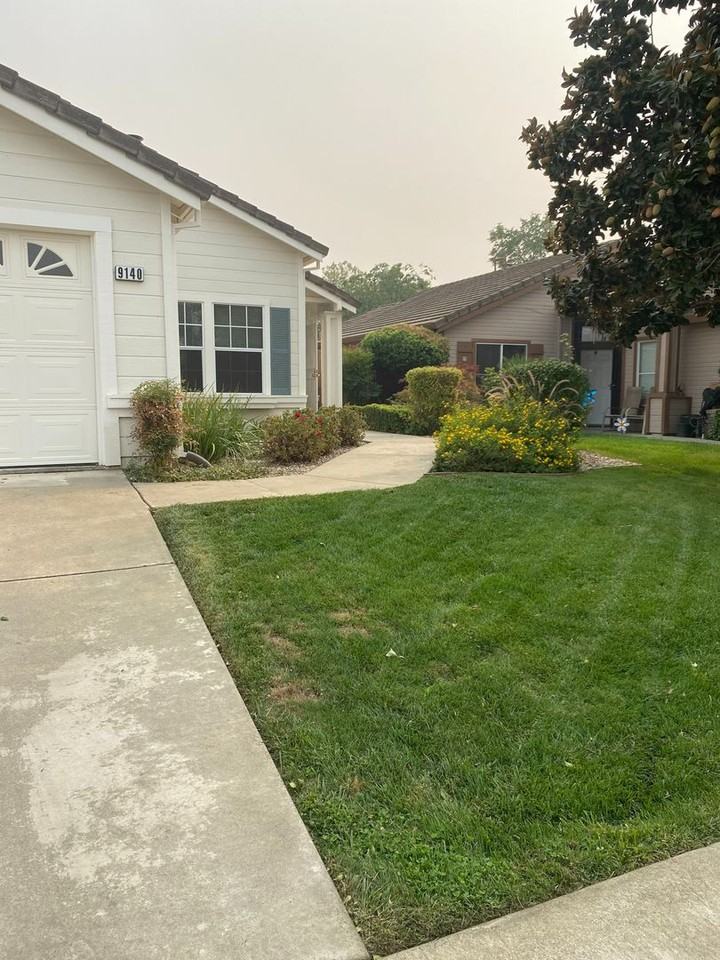 9140 Bristol Plaza Way - Photo 2 of 29