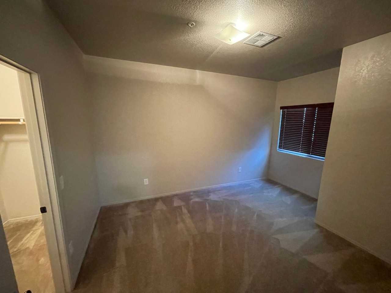 3701 W 22nd St Bldg 18 #C - Photo 6 of 11