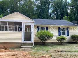 featured image of 3683 Yale Ave