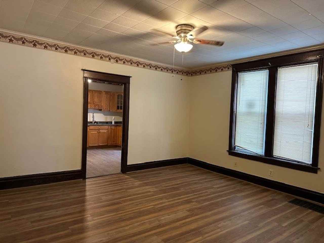 1819 Zarker Street - Photo 4 of 13