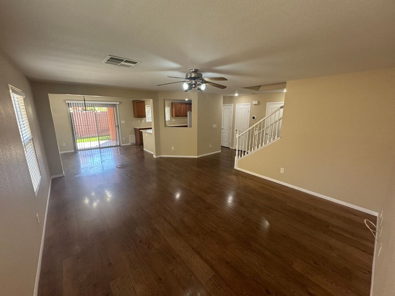 10092 Trotter Peak St - Photo 3 of 28