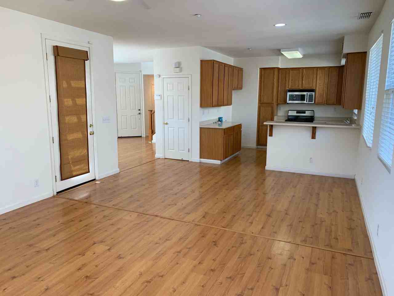 222 Whispering Oaks Ct - Photo 6 of 19
