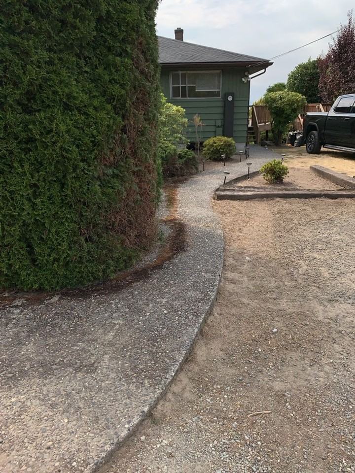 6736 38th Ave Sw - Photo 2 of 16