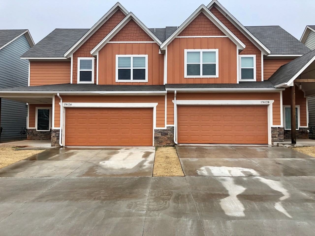 17612 Hampton Park Drive #A - Photo 2 of 34