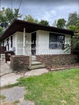 326 E Sycamore St - Photo 1 of 1