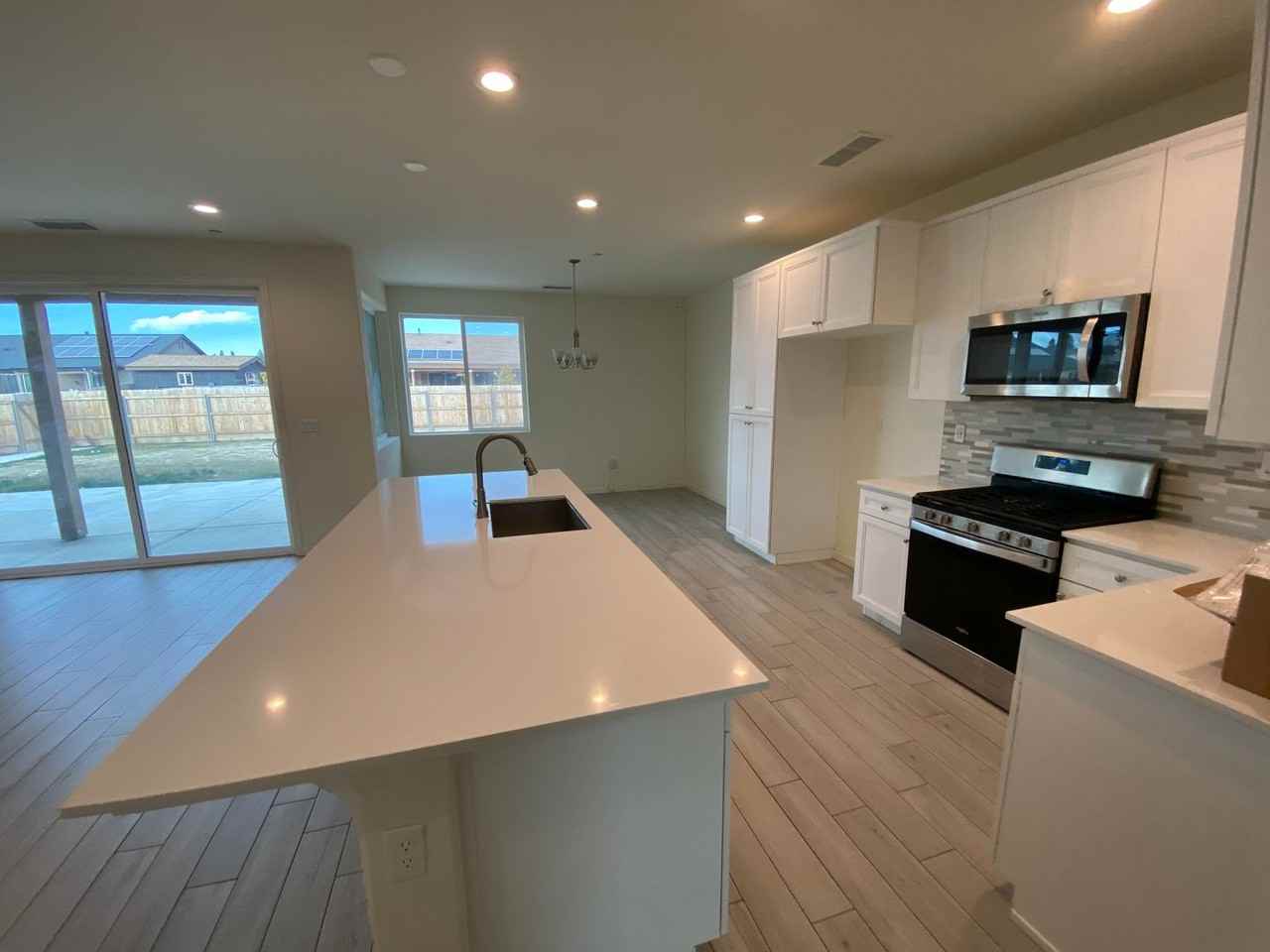 2535 Orange Ct - Photo 2 of 13