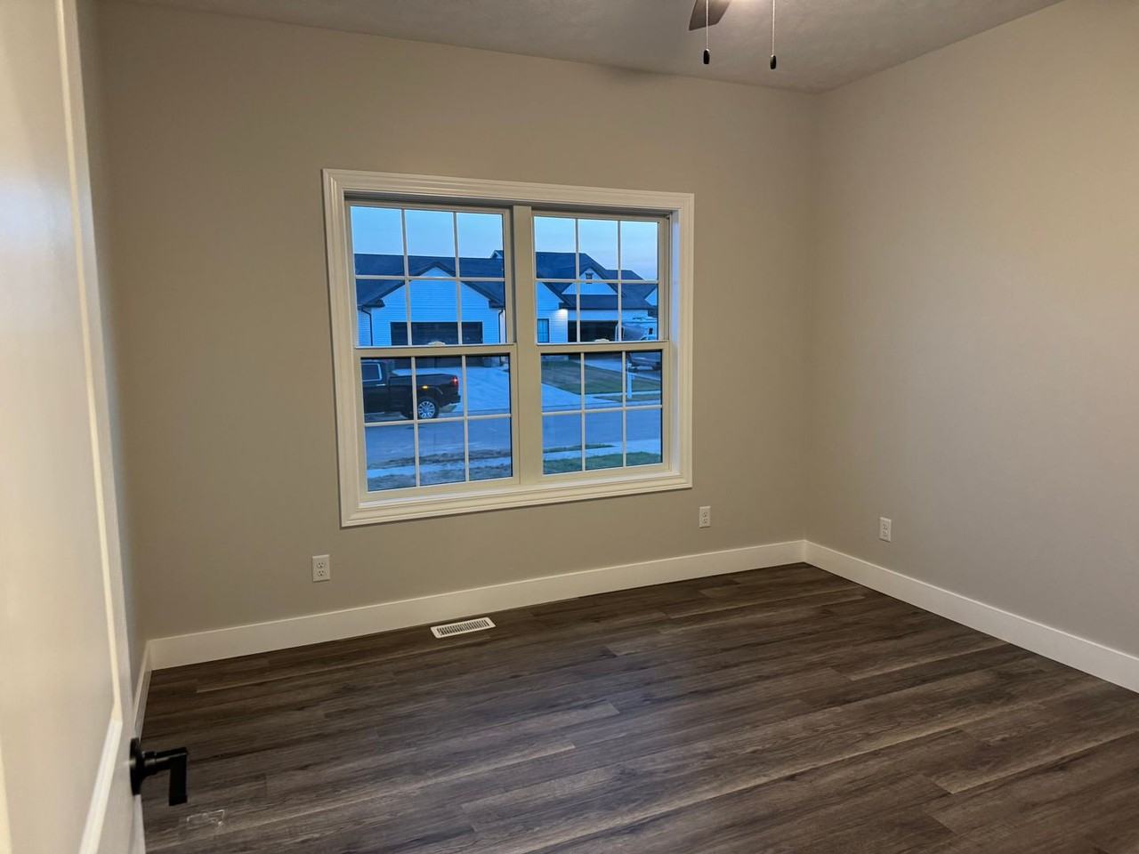 4603 Lasalle Ct - Photo 6 of 31