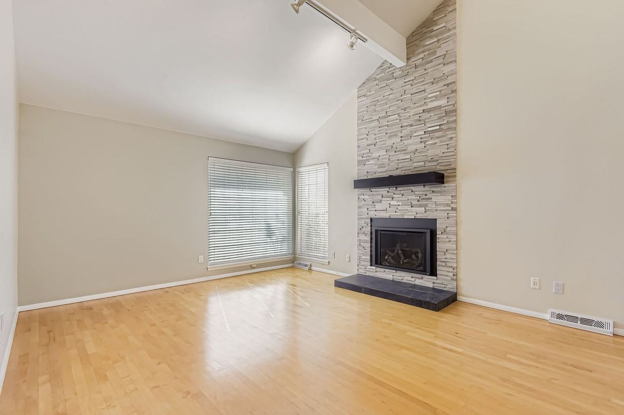 7572 S Rosemary Cir - Photo 2 of 12