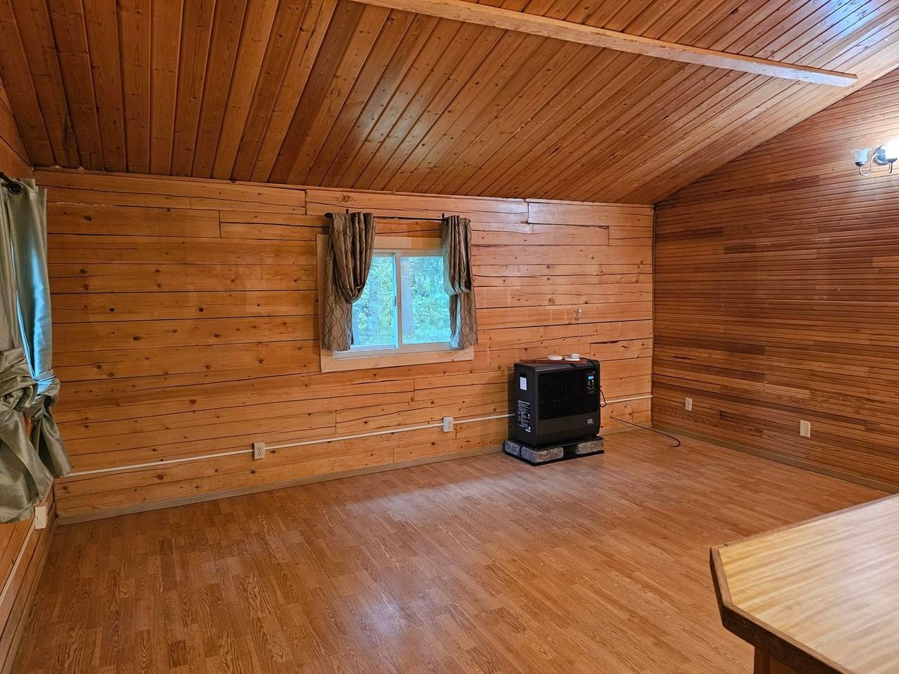 1115 Chickadee Loop - Photo 3 of 9