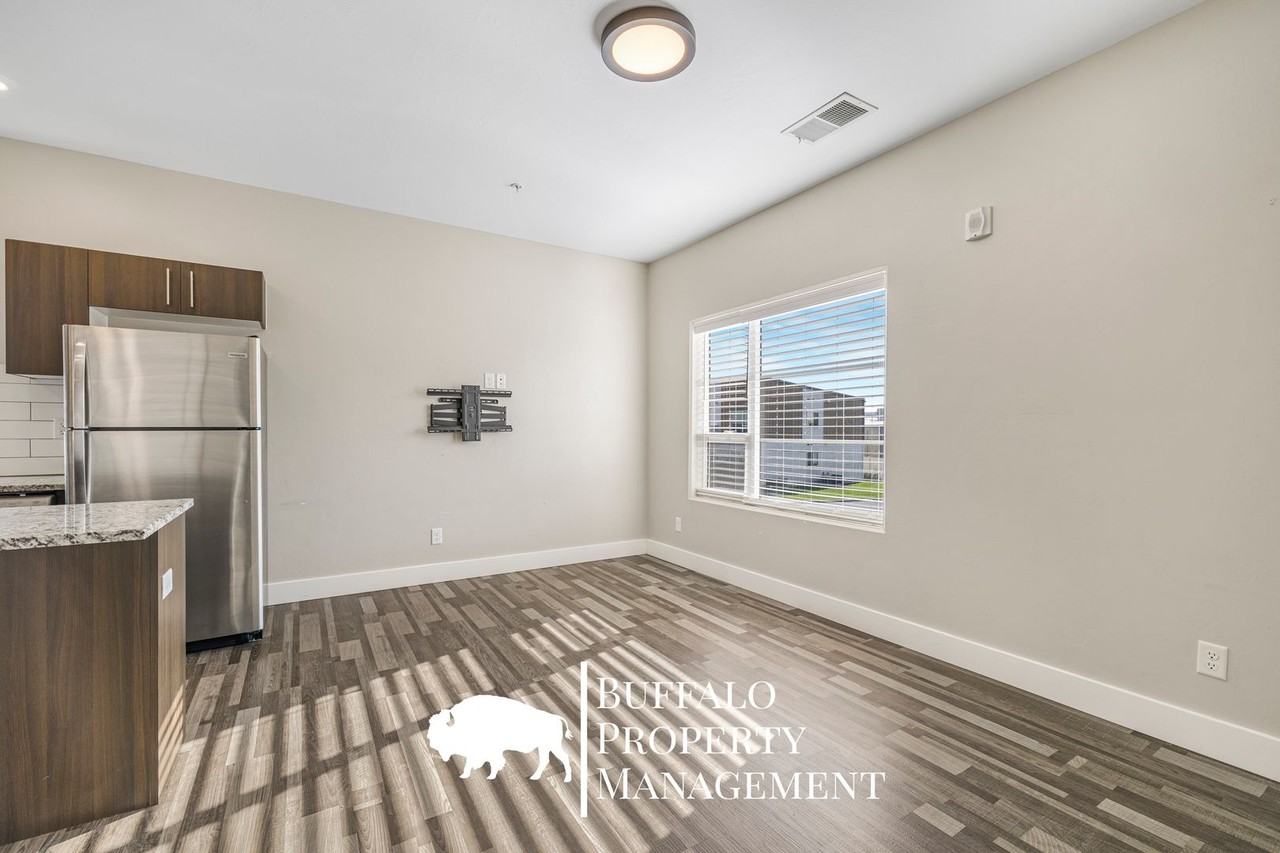 591 Turin Way #27202 - Photo 3 of 25