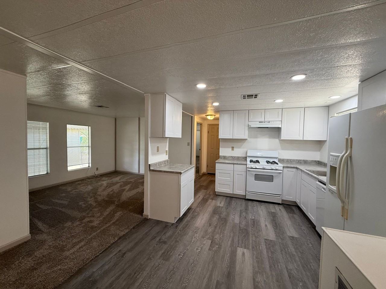 2275 E Lass Ave - Photo 5 of 13