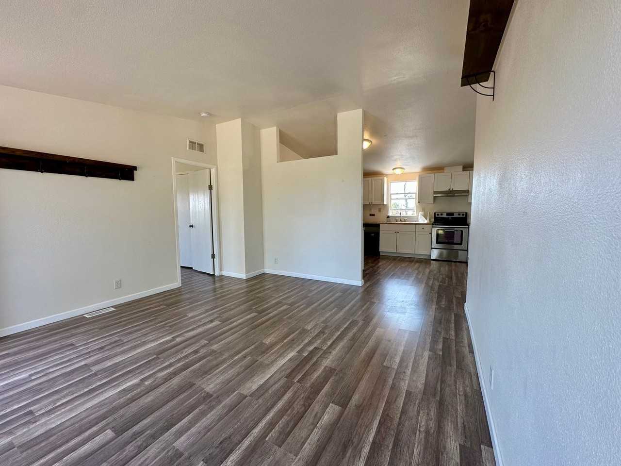 14124 Marsha Way - Photo 7 of 24