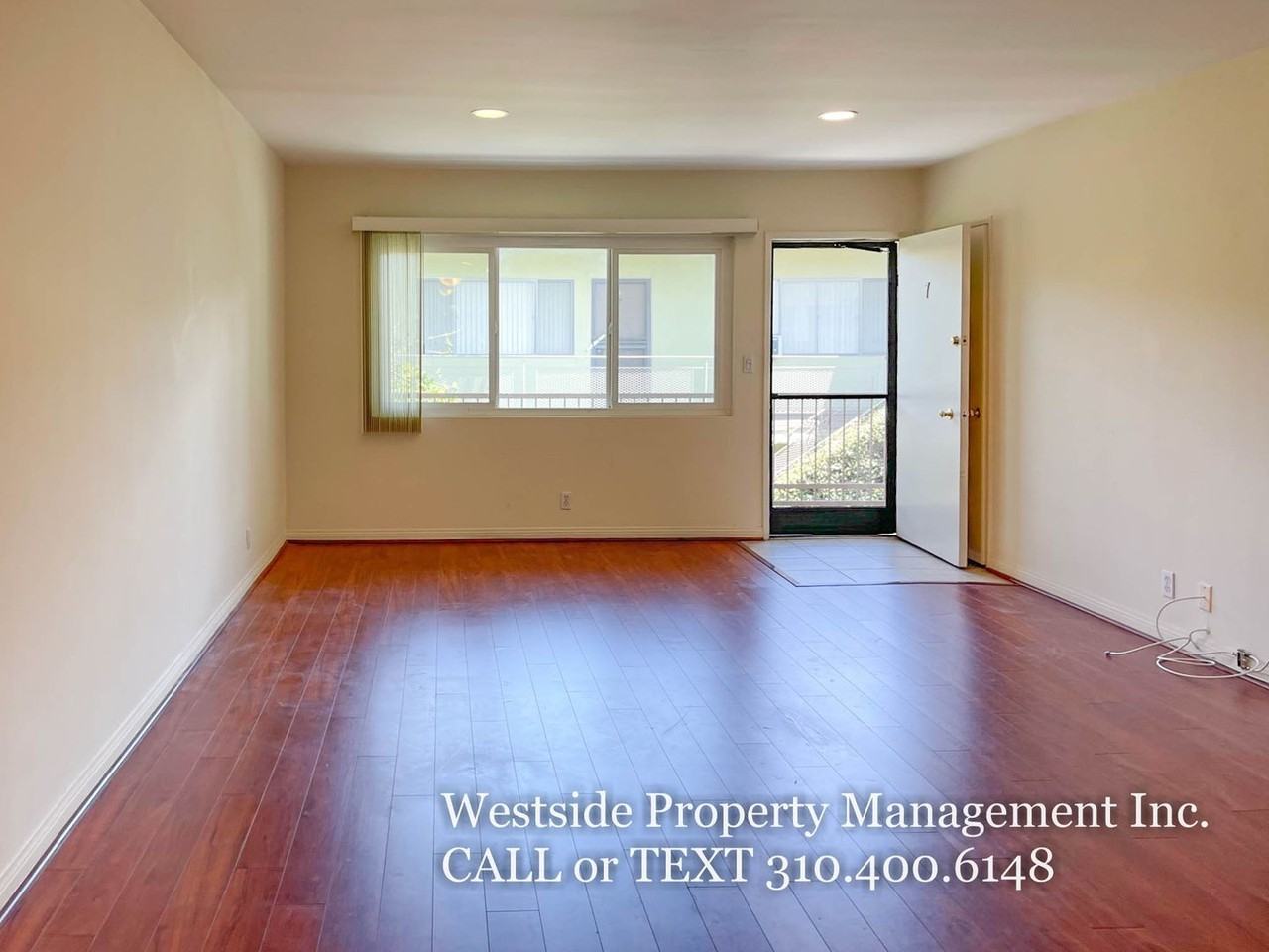 12036 Goshen Ave #7 - Photo 6 of 35