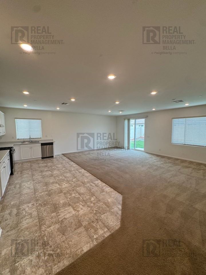 27914 Calle Talavera - Photo 3 of 50