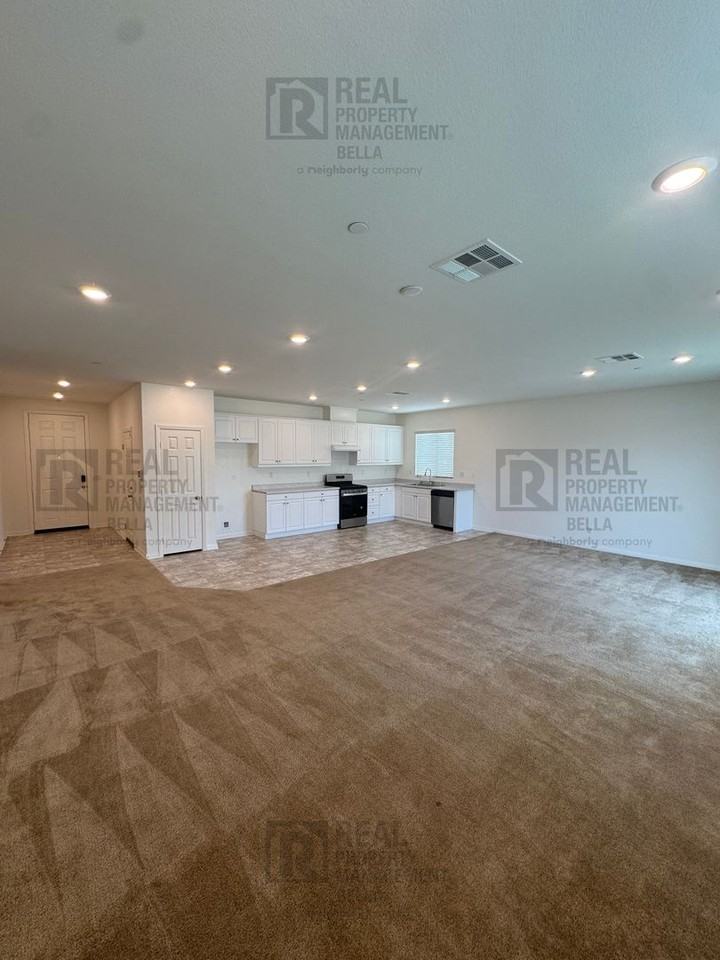 27914 Calle Talavera - Photo 4 of 50