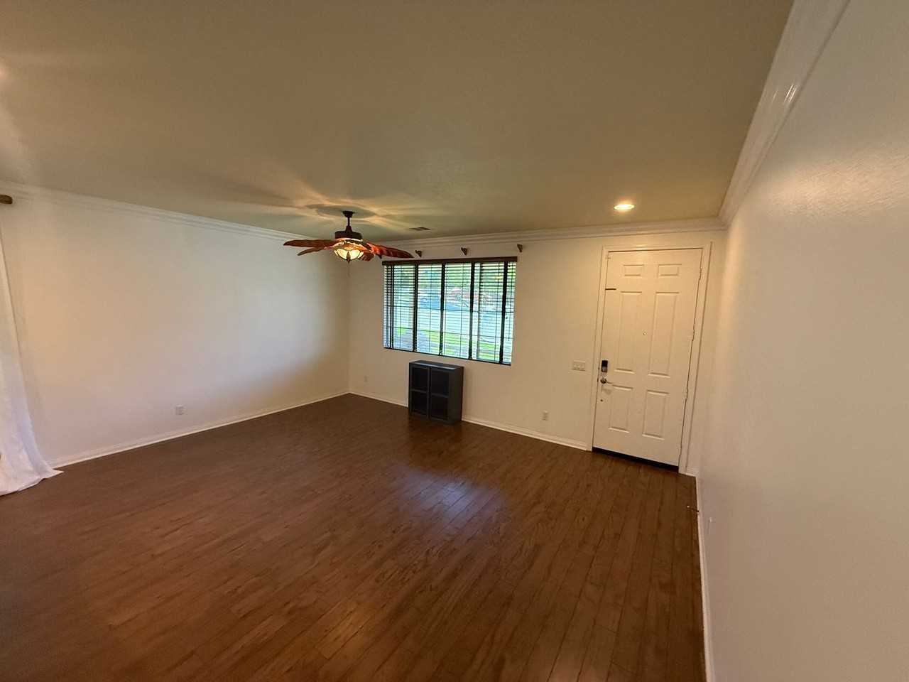 31374 Countryside Ln - Photo 3 of 26