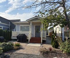 featured image of 805 24th St