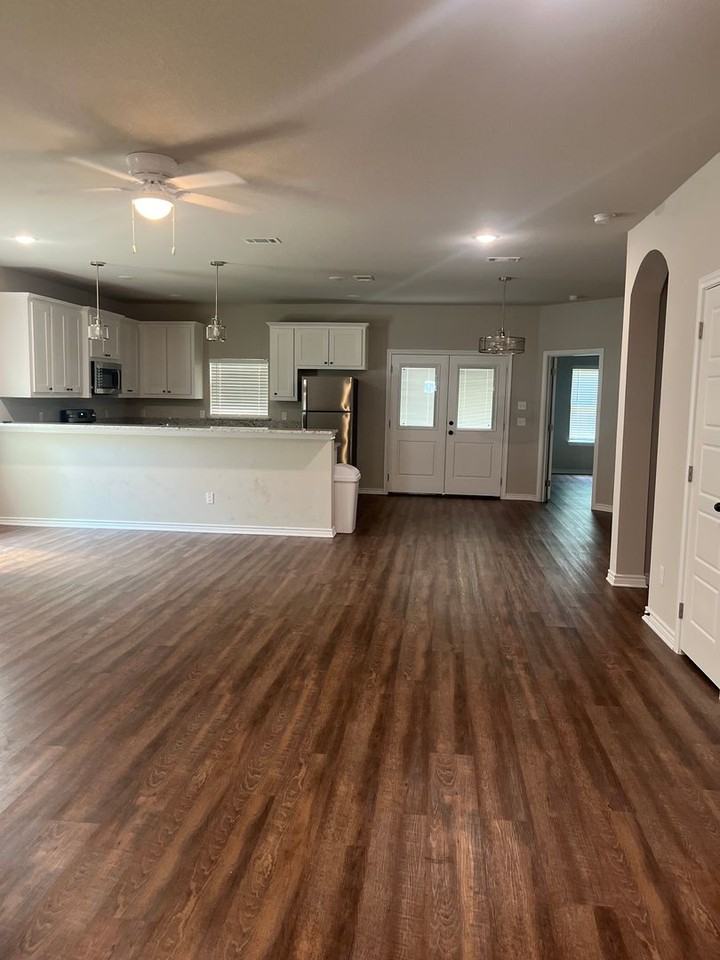 2601 Mission St - Photo 6 of 7