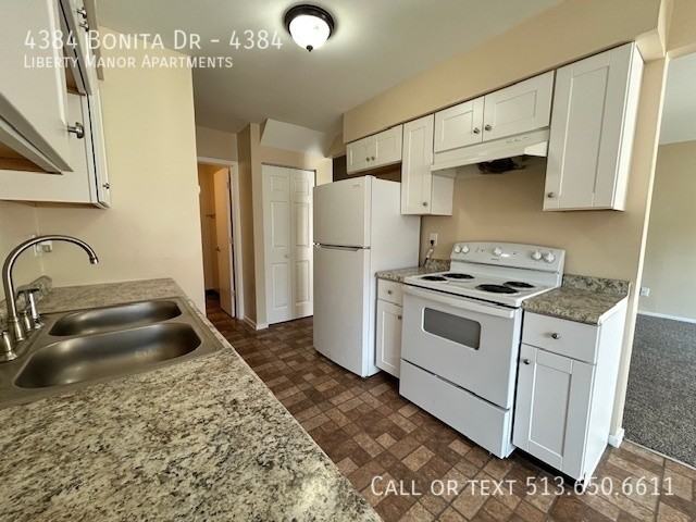 4384 Bonita Dr #4384 - Photo 4 of 13