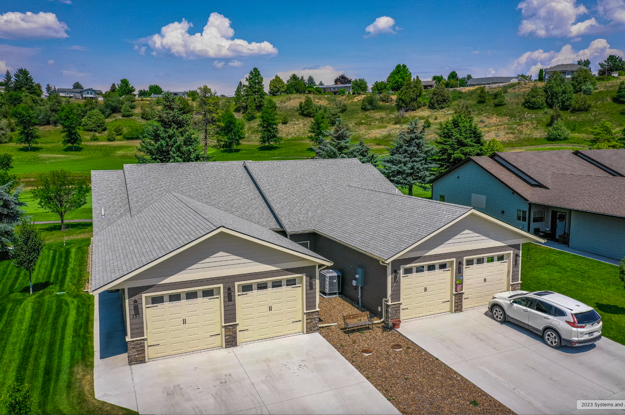 281 West Nicklaus Avenue - Photo 2 of 18