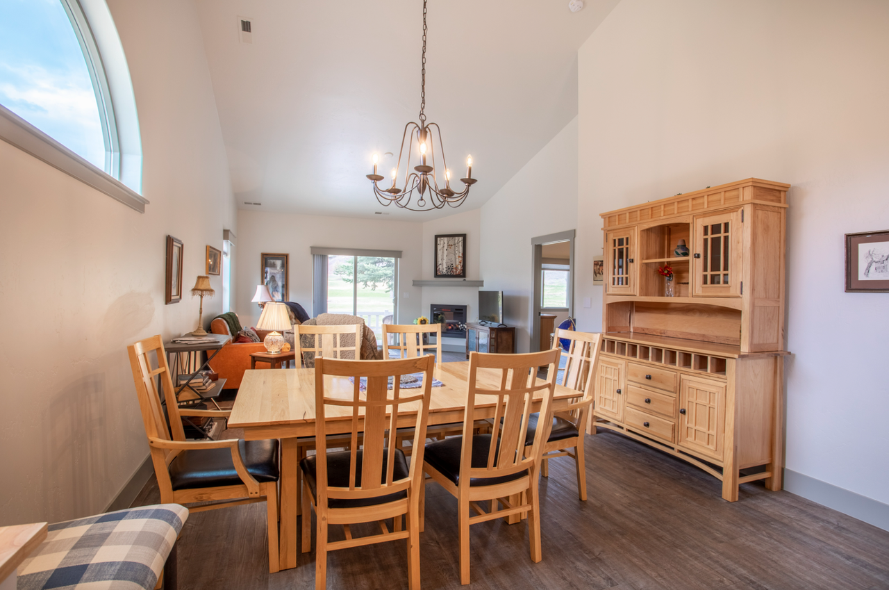 281 West Nicklaus Avenue - Photo 7 of 18