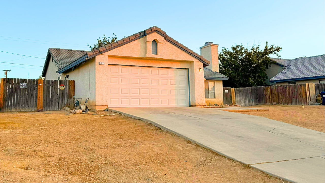 10172 Evelyn Ave - Photo 3 of 44