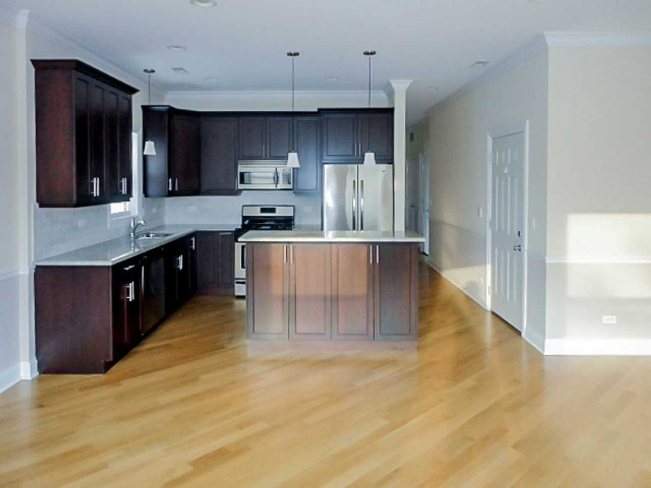 3231 North Kenmore Avenue, Unit 3S - Photo 2 of 15