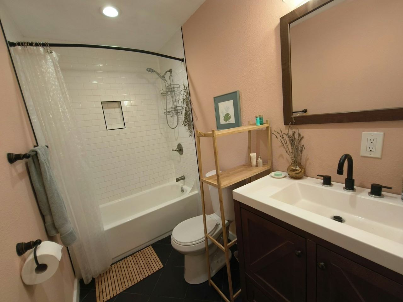 2118 Berwick Ave - Photo 5 of 12