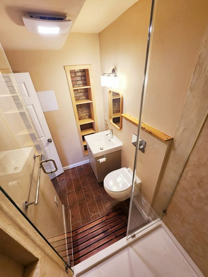 3647 New Hampshire Ave NW - Photo 5 of 8