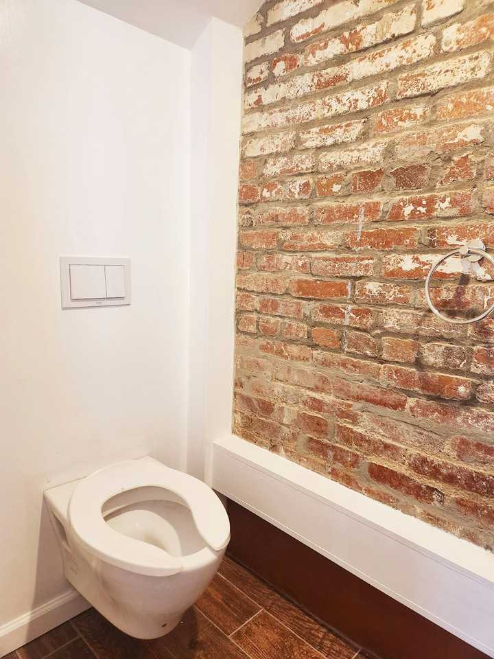 3647 New Hampshire Ave NW - Photo 7 of 8
