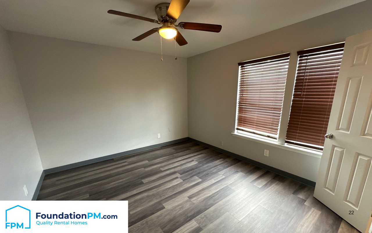 1283 East Raines Road - Photo 5 of 17