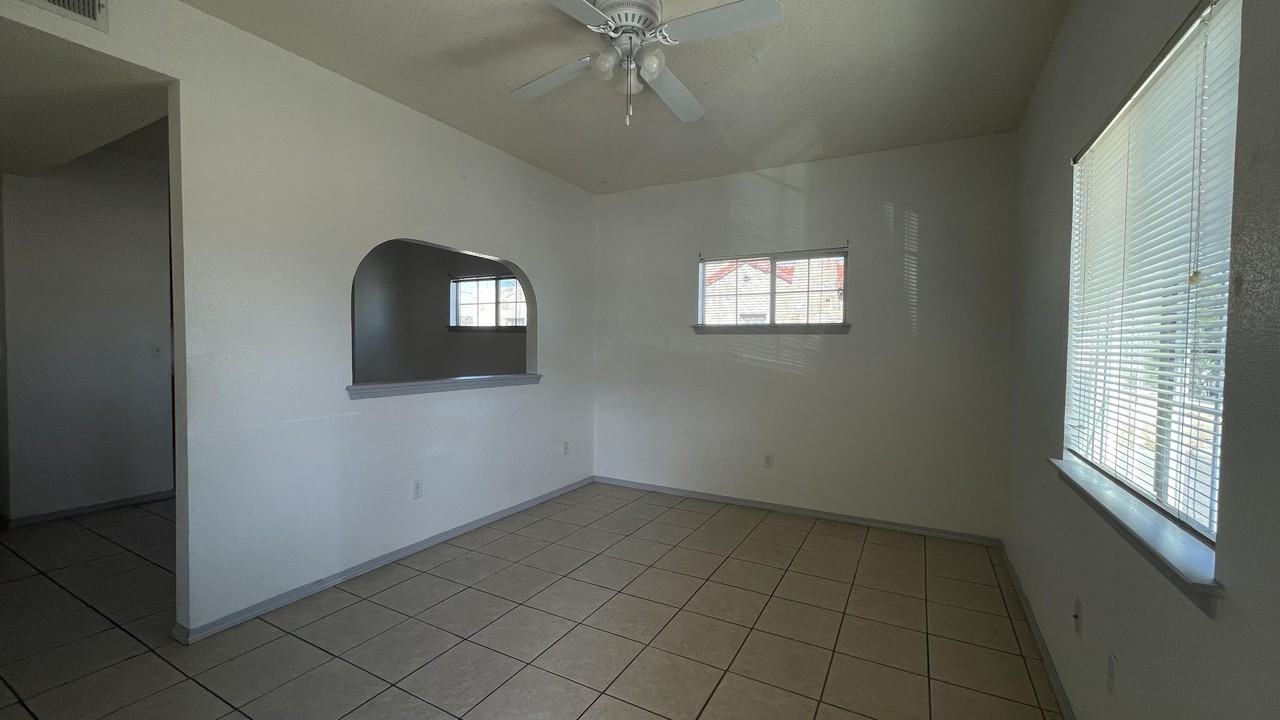 2717 Idalia Avenue Unit A - Photo 2 of 18