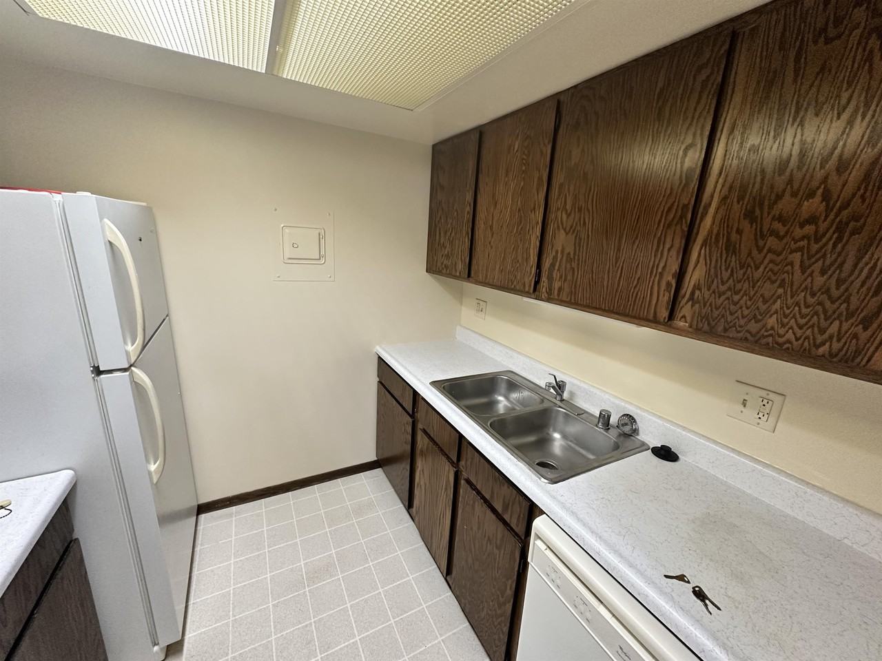 1810 Greenway Cross - Photo 3 of 16