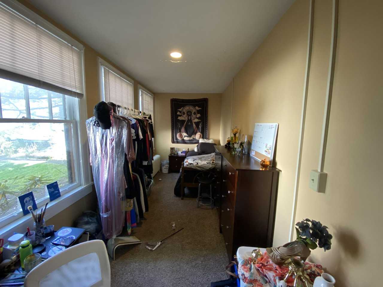 905-909 Gompers Avenue - Photo 7 of 50