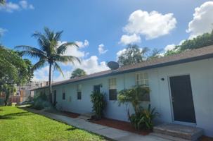 featured image of 128 W 10th St