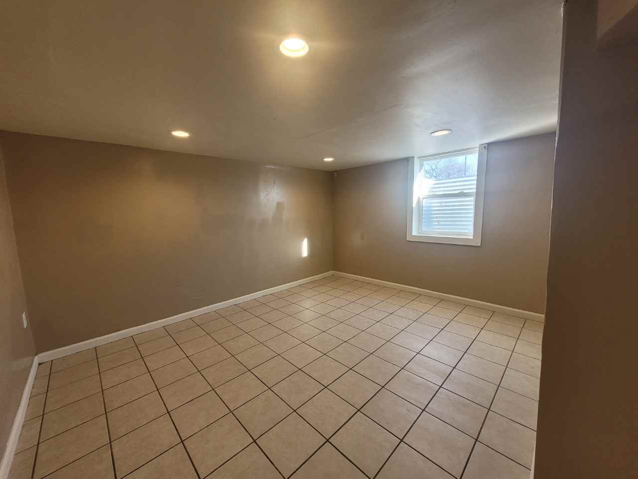 115 N Oklahoma - Photo 5 of 20