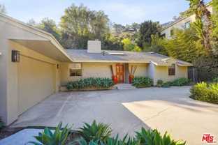 1323 Roscomare Rd - Photo 1 of 1