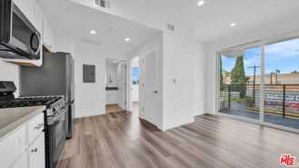 667 N Wilton Pl #205 - Photo 1 of 1
