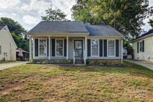 405 N Summit Ave - Photo 1 of 1