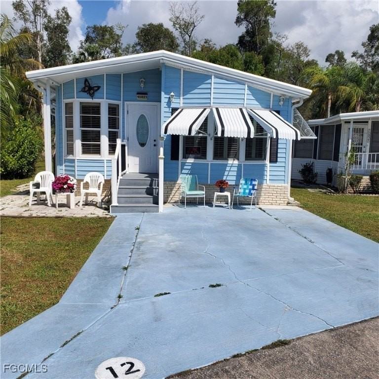 10823 Ani Cir - Photo 3 of 34